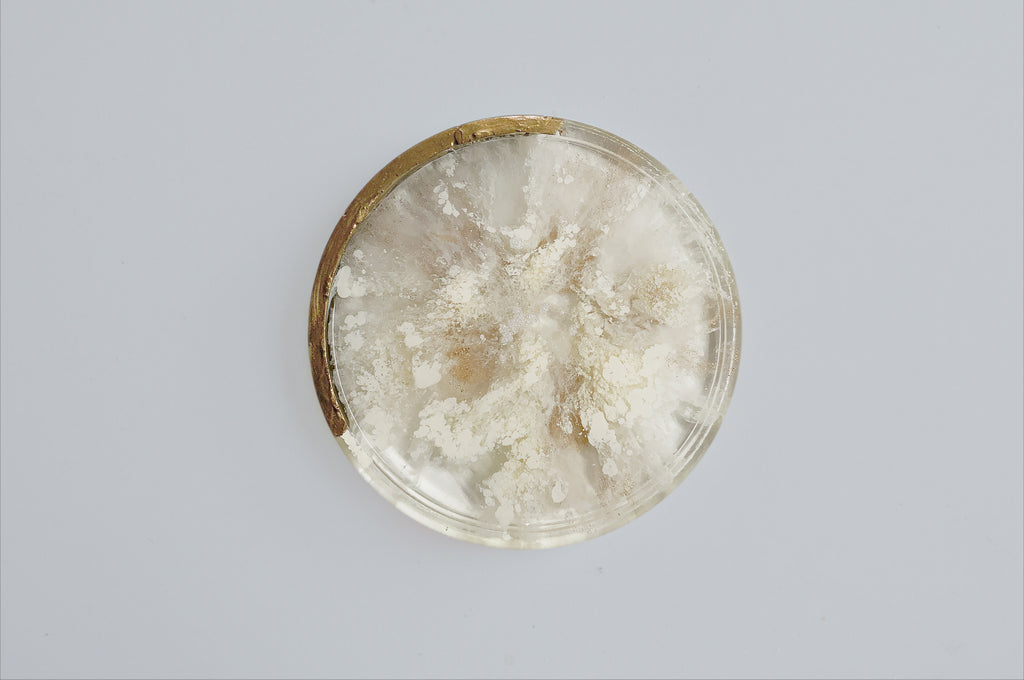 雲紗暮白 樹脂渲染冷水盤 Cloudveil White | Resin rendering cold water coaster