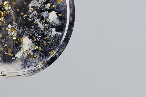 墨影沈光 樹脂渲染冷水盤 Obsidian Glint | Resin rendering cold water coaster